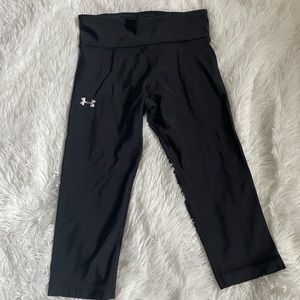 Under Armour Cropped Leggings Black Womens Small